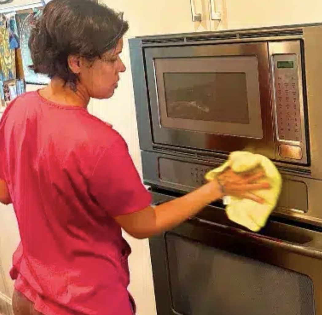 clean microwave